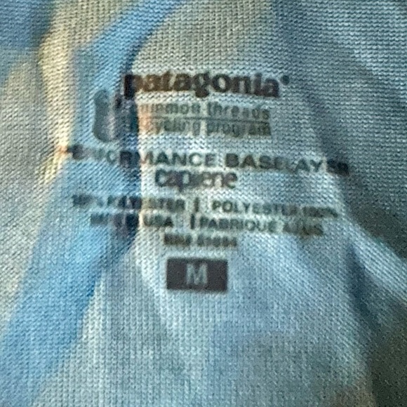 Patagonia W Medium Vintage Capilene Shirt Top in Baby Blue - Picture 3 of 4